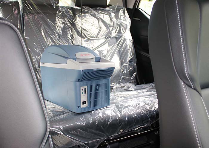 Toyota Fortuner Interior CoolBox