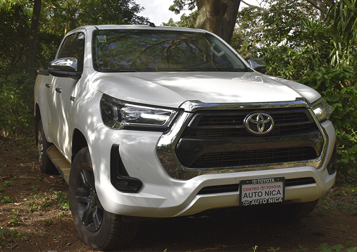 Toyota Hilux Exterior Frontal