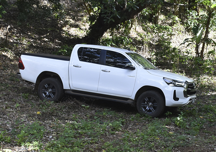 Toyota Hilux Exterior Lateral