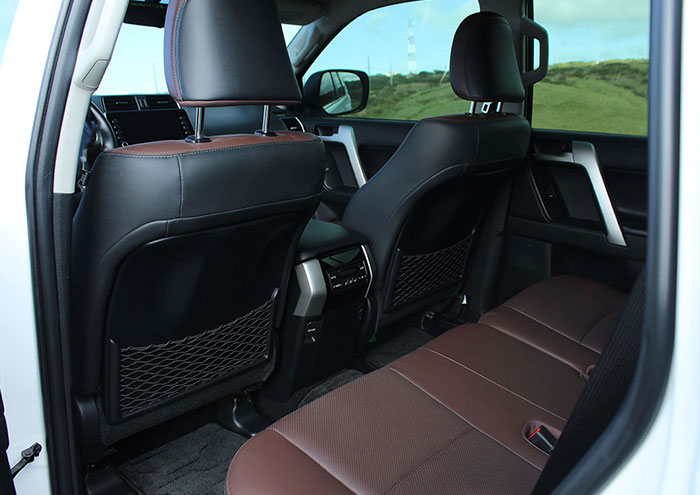 toyota Land Cruiser Prado interior bolsillo en los asientos delanteros